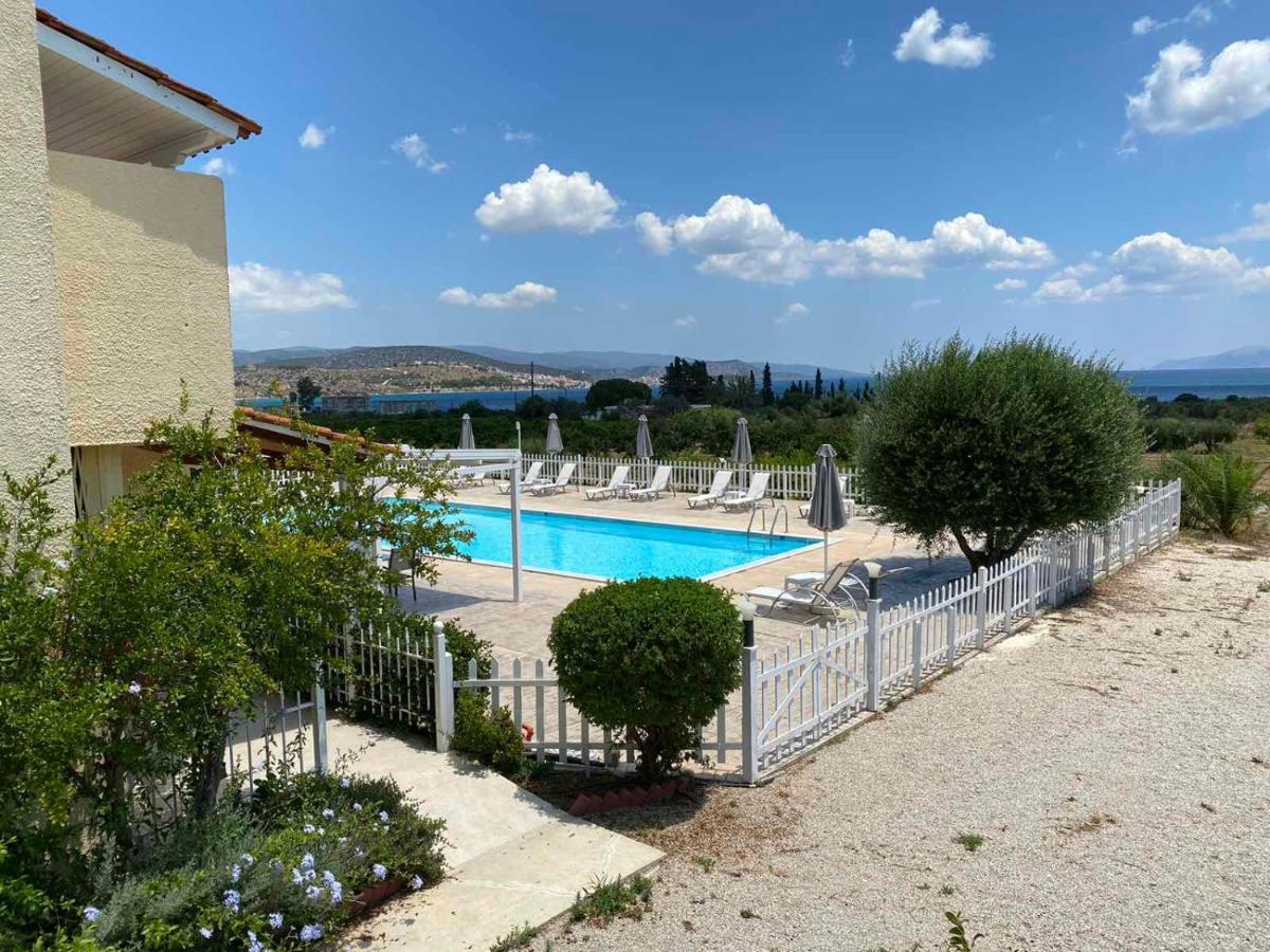 ארמיוני Leonidas Resort מראה חיצוני תמונה