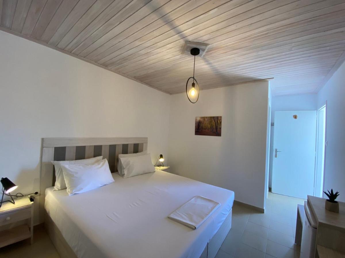 ארמיוני Leonidas Resort מראה חיצוני תמונה