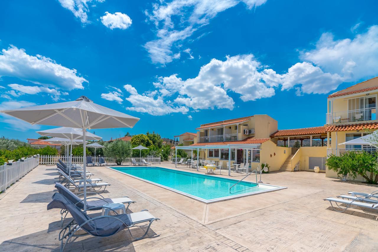 ארמיוני Leonidas Resort מראה חיצוני תמונה