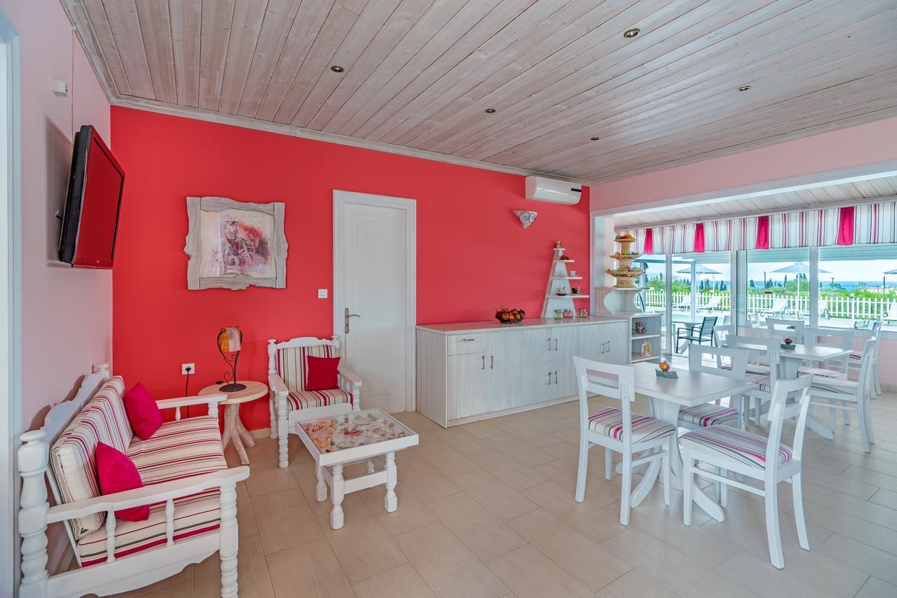 ארמיוני Leonidas Resort מראה חיצוני תמונה